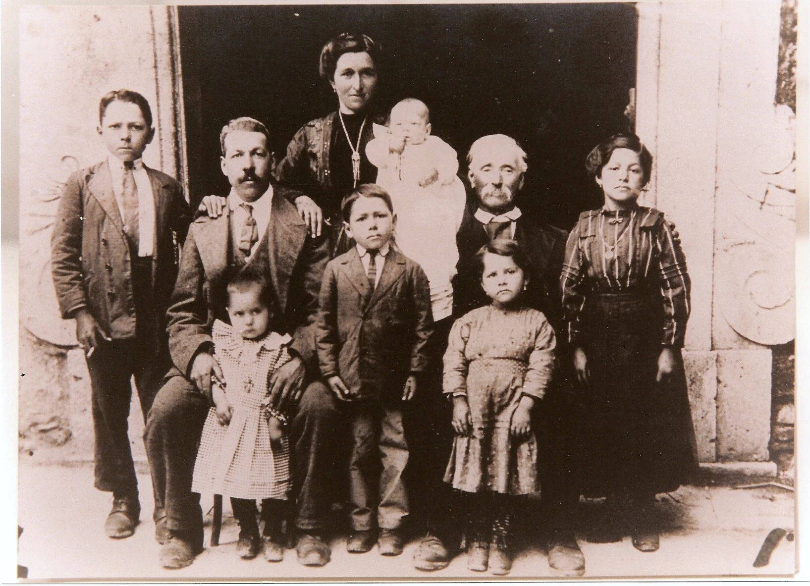 The Braccia family in Sant’Angelo, 1922